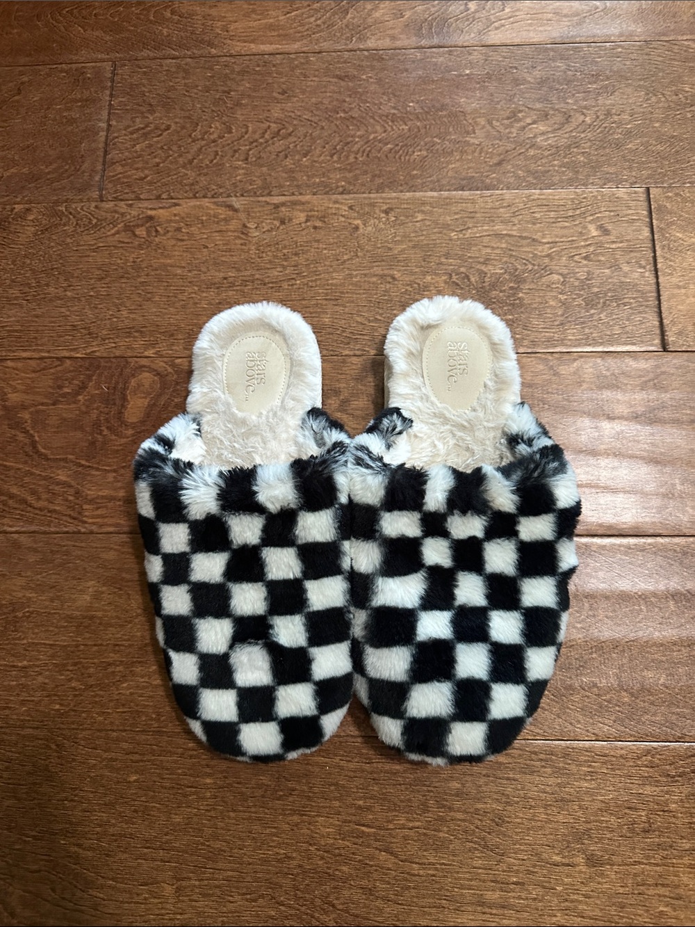Women’s Black & White Checkered Plush Slip-On Shoes L